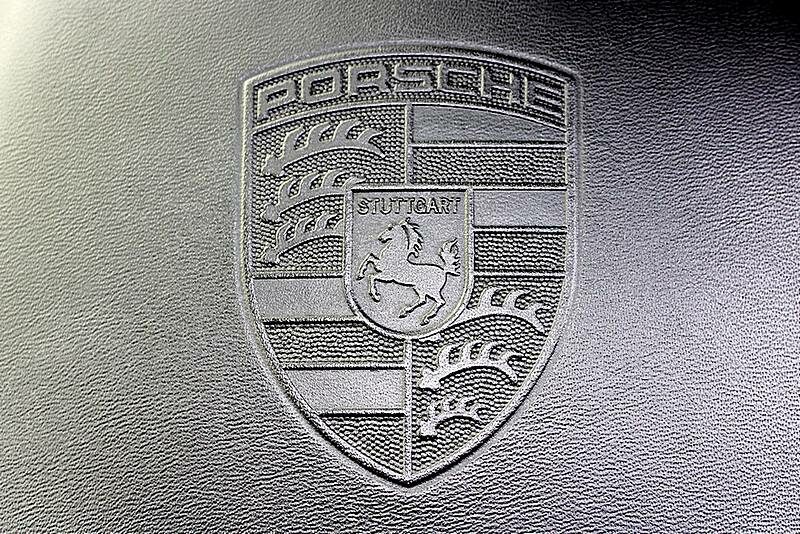 PORSCHE CAYENNE TURBO