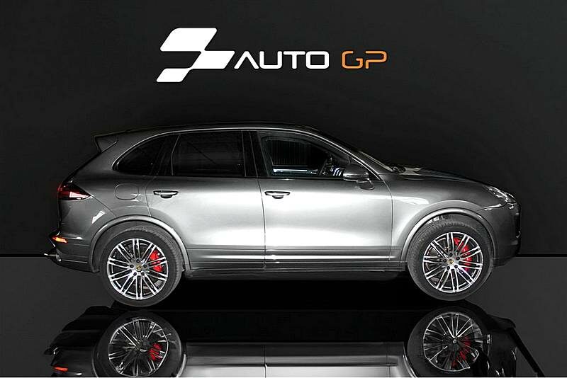 PORSCHE CAYENNE TURBO