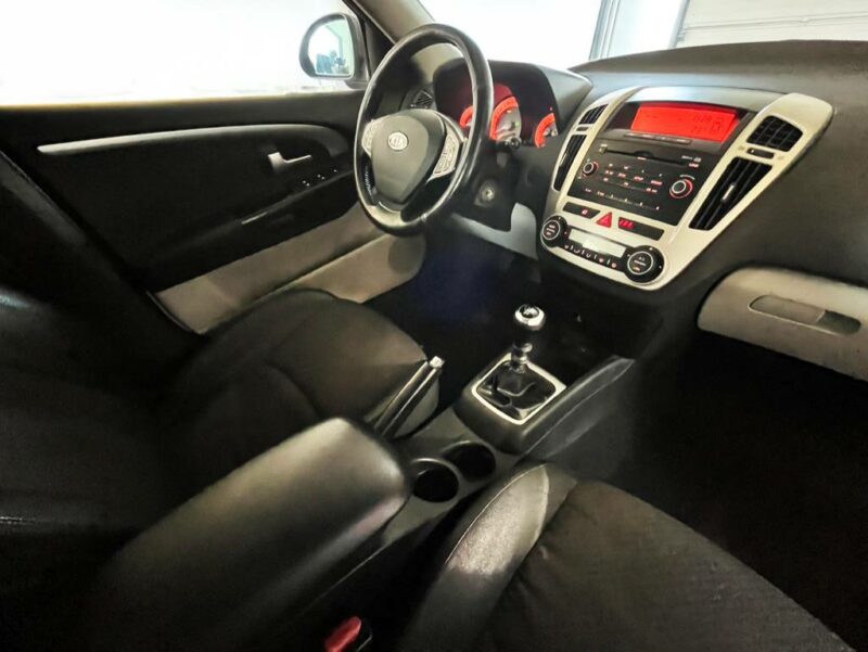 KIA CEED SW 2009