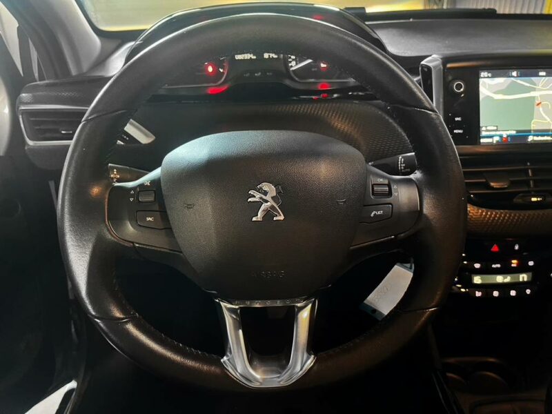 PEUGEOT 2008 2019